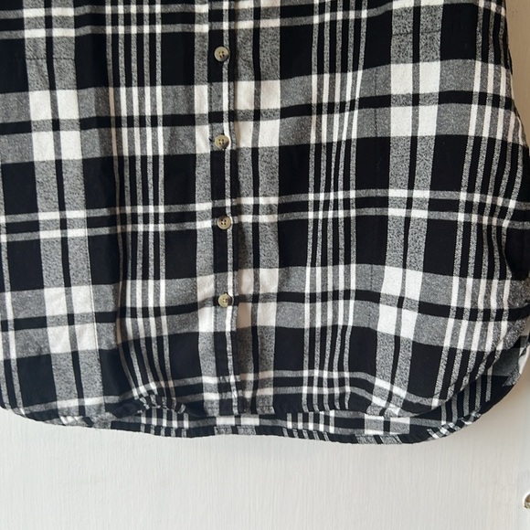 Jach's Girlfriend Plaid Soft Flannel Warm Shirt Black & White w/ Pockets Medium - Picture 6 of 14